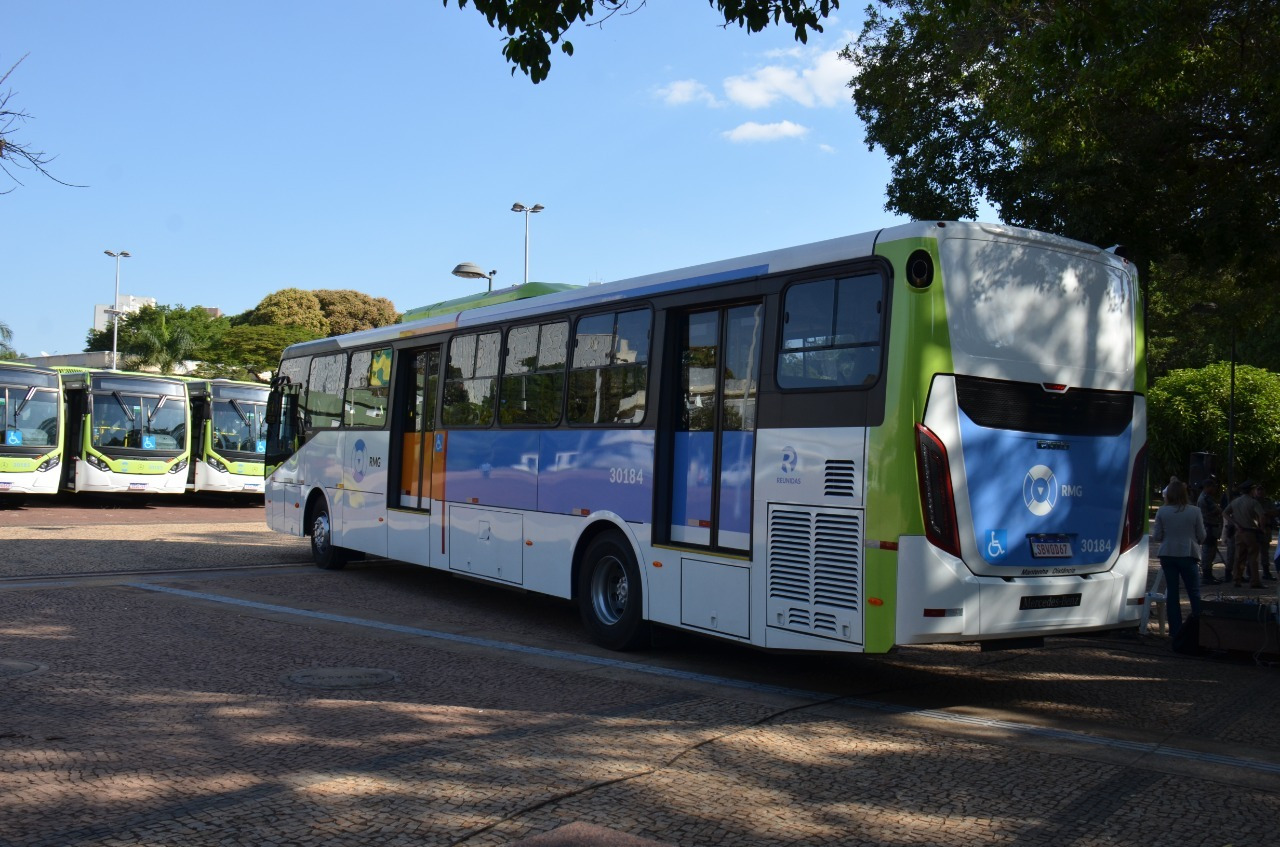 Ônibus