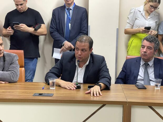 Presidente da Comurg, Alisson Borges, em CEI na Câmara Municipal de Goiânia | Foto: reprodução