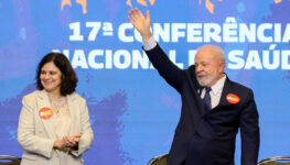 Lula não cede e mantém ministra no cargo | Foto: Rodrigues Pozzebom/ Agência Brasil