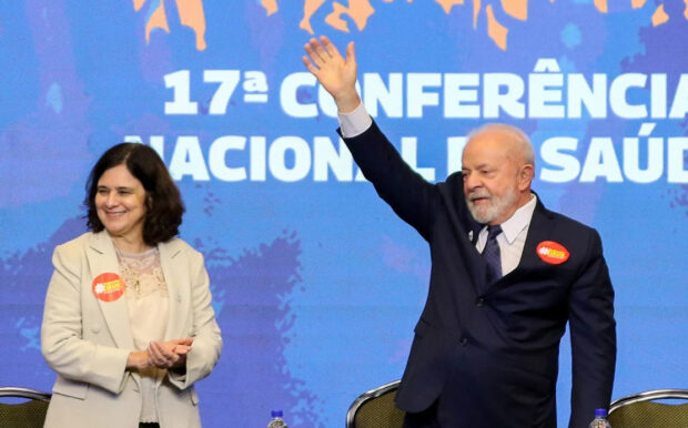 Lula não cede e mantém ministra no cargo | Foto: Rodrigues Pozzebom/ Agência Brasil