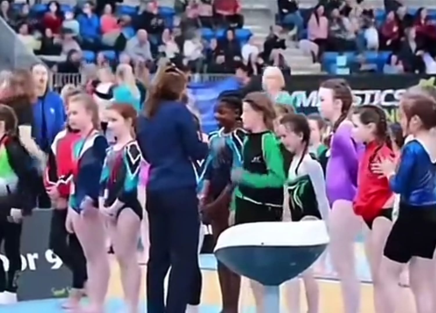 Ginasta negra é ignorada em premiação na Irlanda | Foto: print/vídeo Twitter
