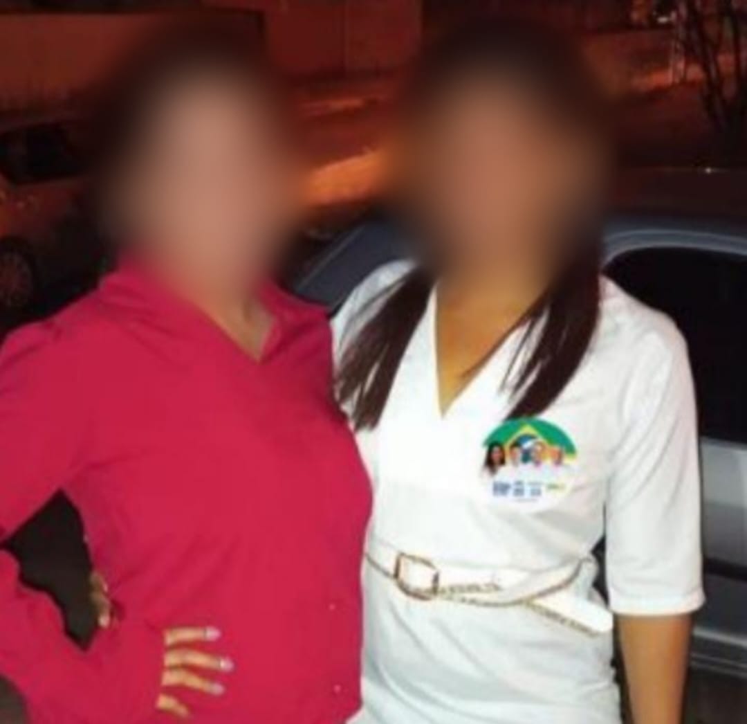 Imagem de suposta candidata com adeviso de campanha | Foto: processo judicial