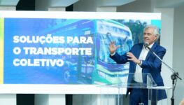 Caiado transporte coletivo