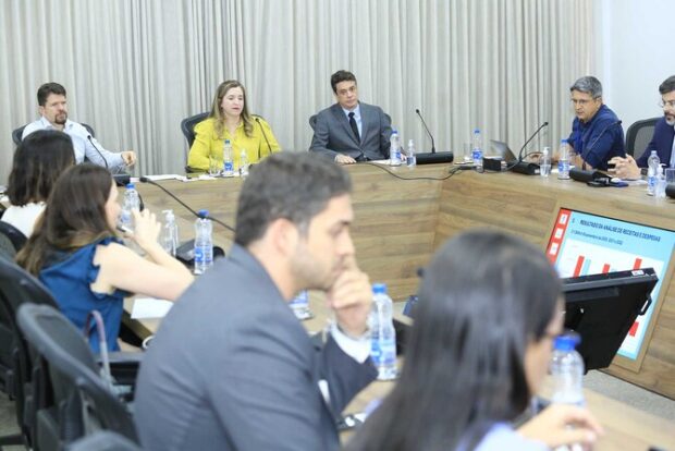 Reunião do MPGO com Imas e UFG | Foto: divulgação
