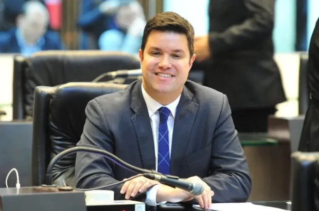 Guto Silva 1