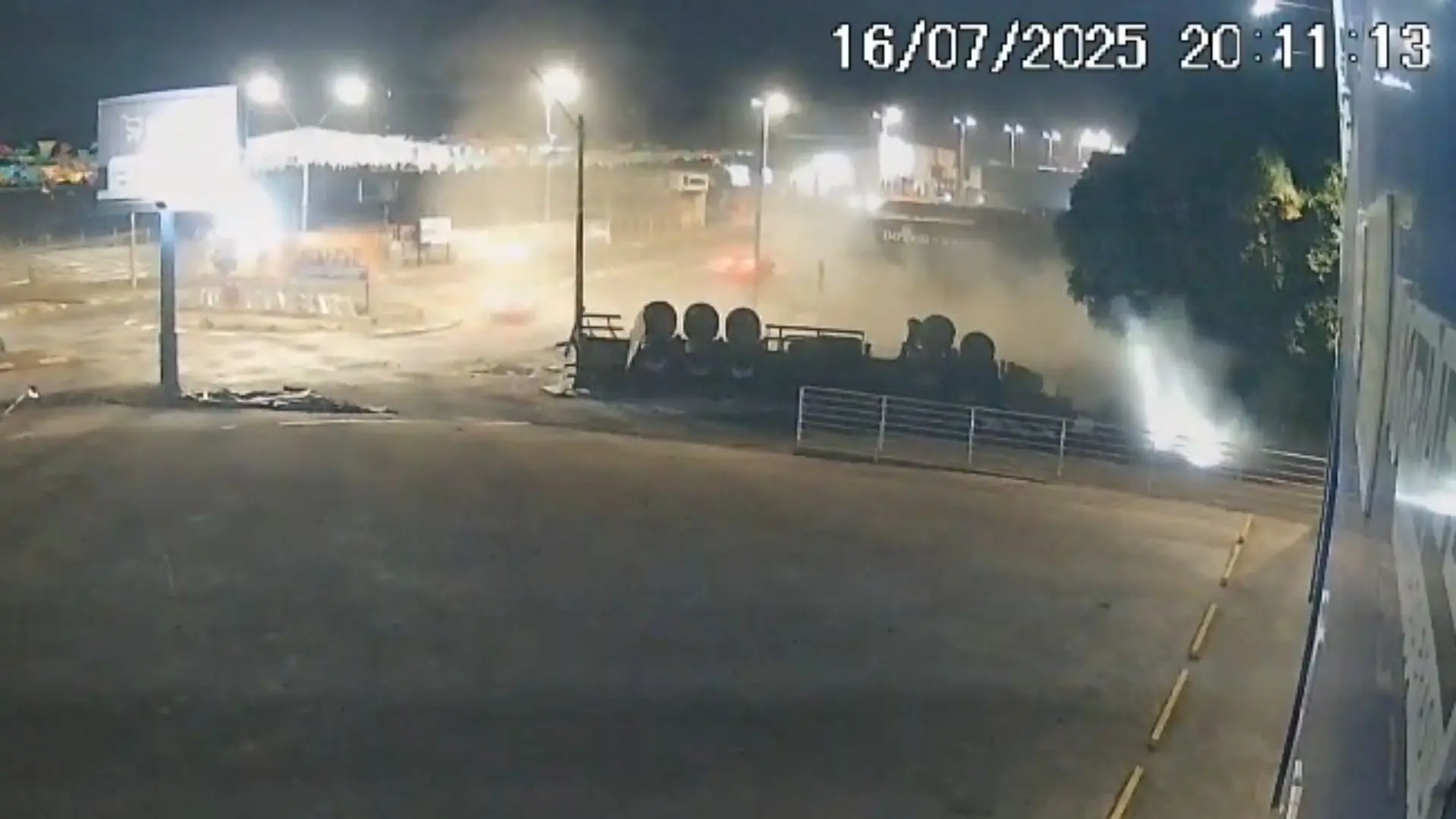 Imagens de câmera de segurança mostram o acidente | Foto: Divulgação