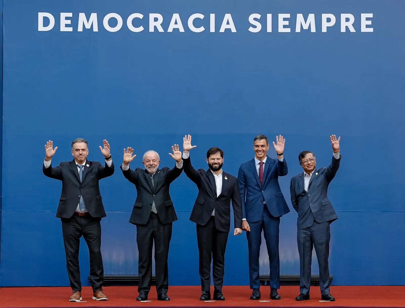 Cúpula pela democracia no Chile