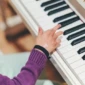 crianca-tocando-piano-848x477