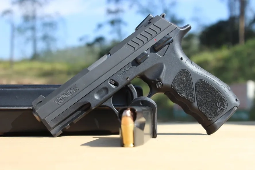 pistola-taurus-th9