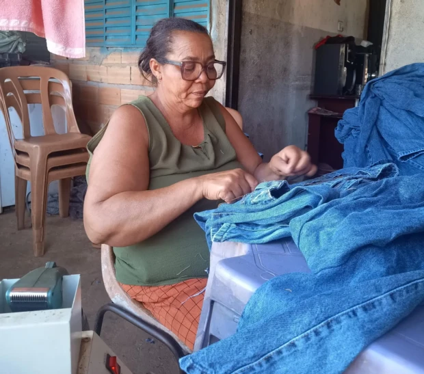 43bf602f-1215-48bb-b760-af8b58f1d8f8