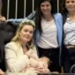 deputada-filha-escudo-humano-comissao-direitos-humanos
