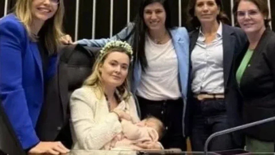 deputada-filha-escudo-humano-comissao-direitos-humanos