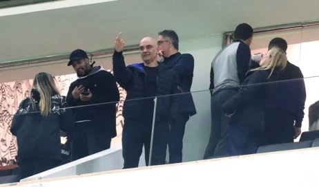 Alexandre de Moraes faz gesto obsceno foto Alex Silva Estadão