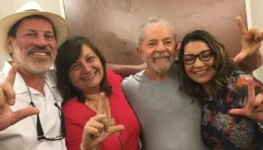 Delúbio Soares e Mônica Valverde e Lula da Silva e Janja Foto Divulgação do PT
