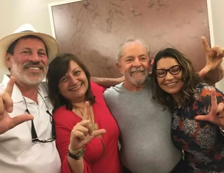 Delúbio Soares e Mônica Valverde e Lula da Silva e Janja Foto Divulgação do PT
