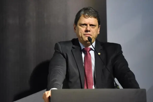 Tarcísio-Freitas