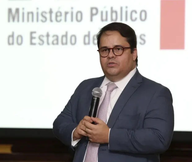 promotor-Carlos-Vinícius