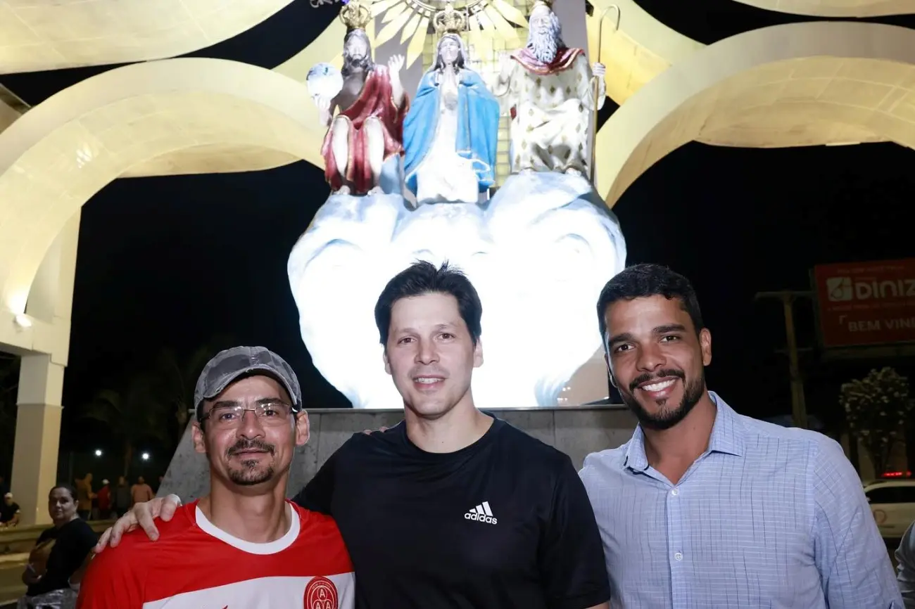 Eudes Araújo e Daniel Vilela e Marden Júnior 1 1300 por 866