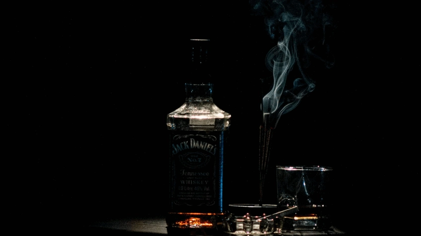 bebidas-drogas-cigarro-848x477