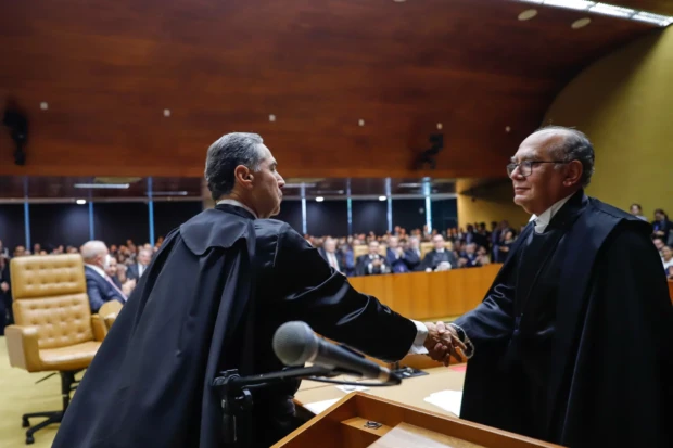Luís Roberto Barroso e Gilmar Mendes 1