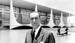 a-construcao-de-brasilia-foi-uma-meta-de-governo-de-jk-que-custou-caro-5