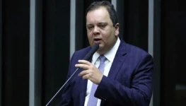 Depelmardiscursando