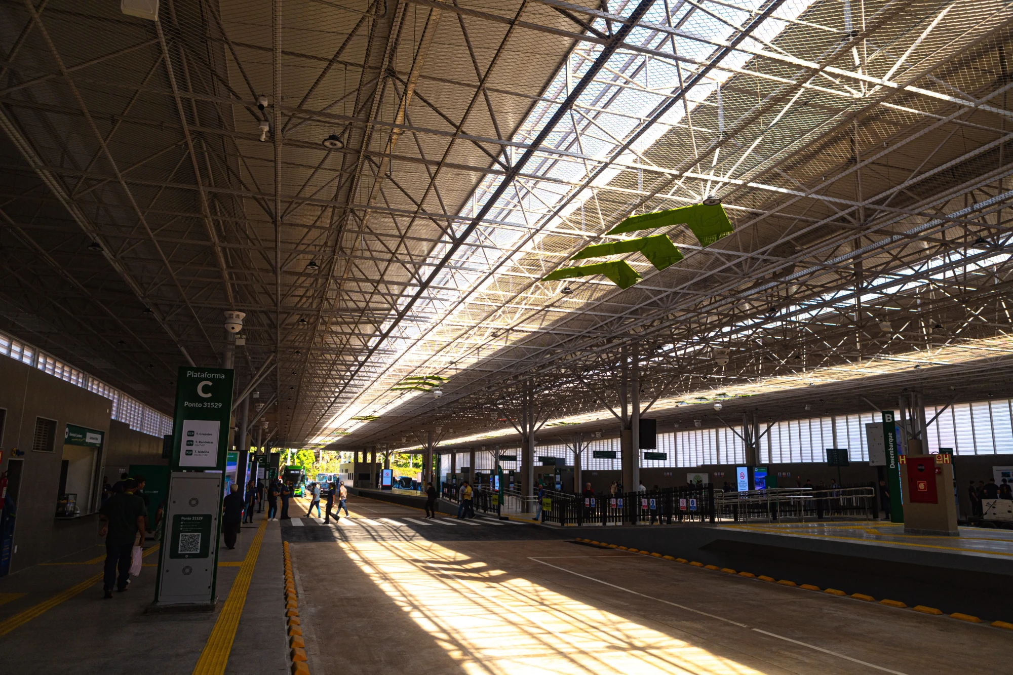 Eleitores de 29 municípios de Goiás terão transporte gratuito no segundo turno; veja quais