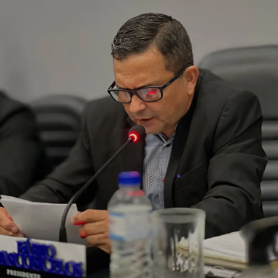 Fabio vasconcelos presidente camara uruaçu