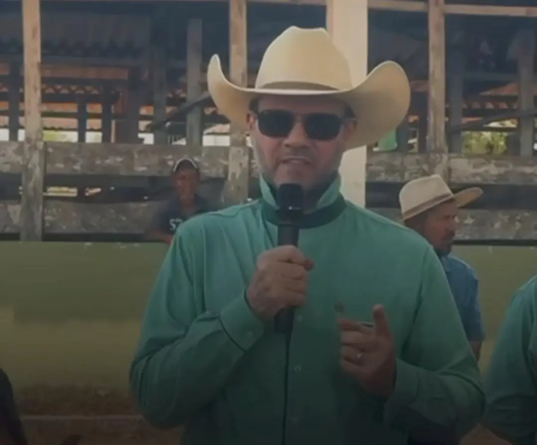 e276ec4a-2800-477b-9d40-e47adef554ef