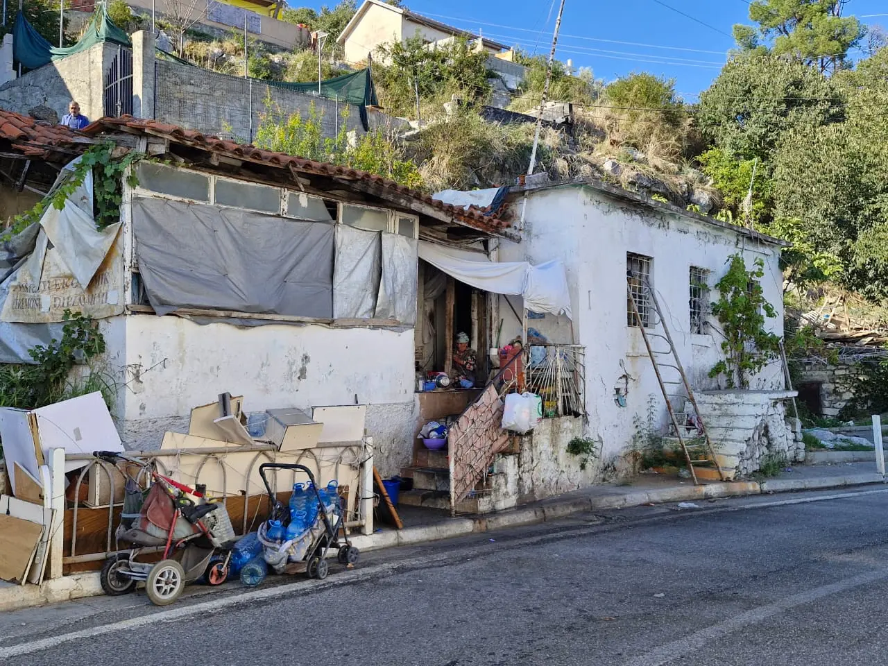 Ciganos vivem em favelas na Albânia Foto Marcio Fernandes 2025