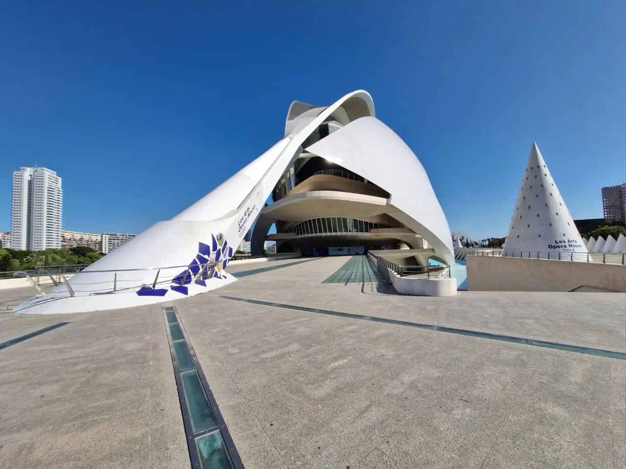 A cidade pós-moderna em perfeita transformação Foto Marcio Fernandes 2025