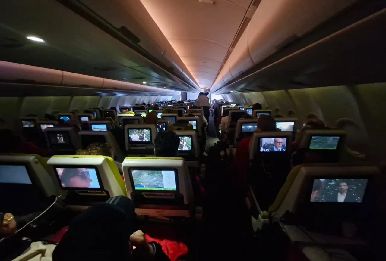 Visão panorâmica do poleiro da classe econômica Foto Marcio Fernandes 2025 de 867 por 1280