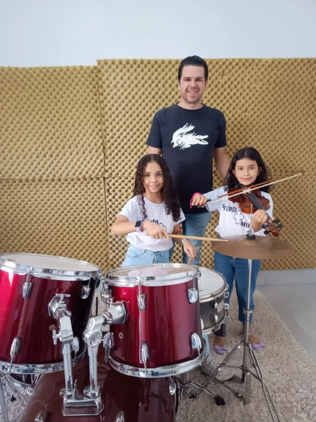 56333125-c395-42a3-8339-7b40ebd44b13