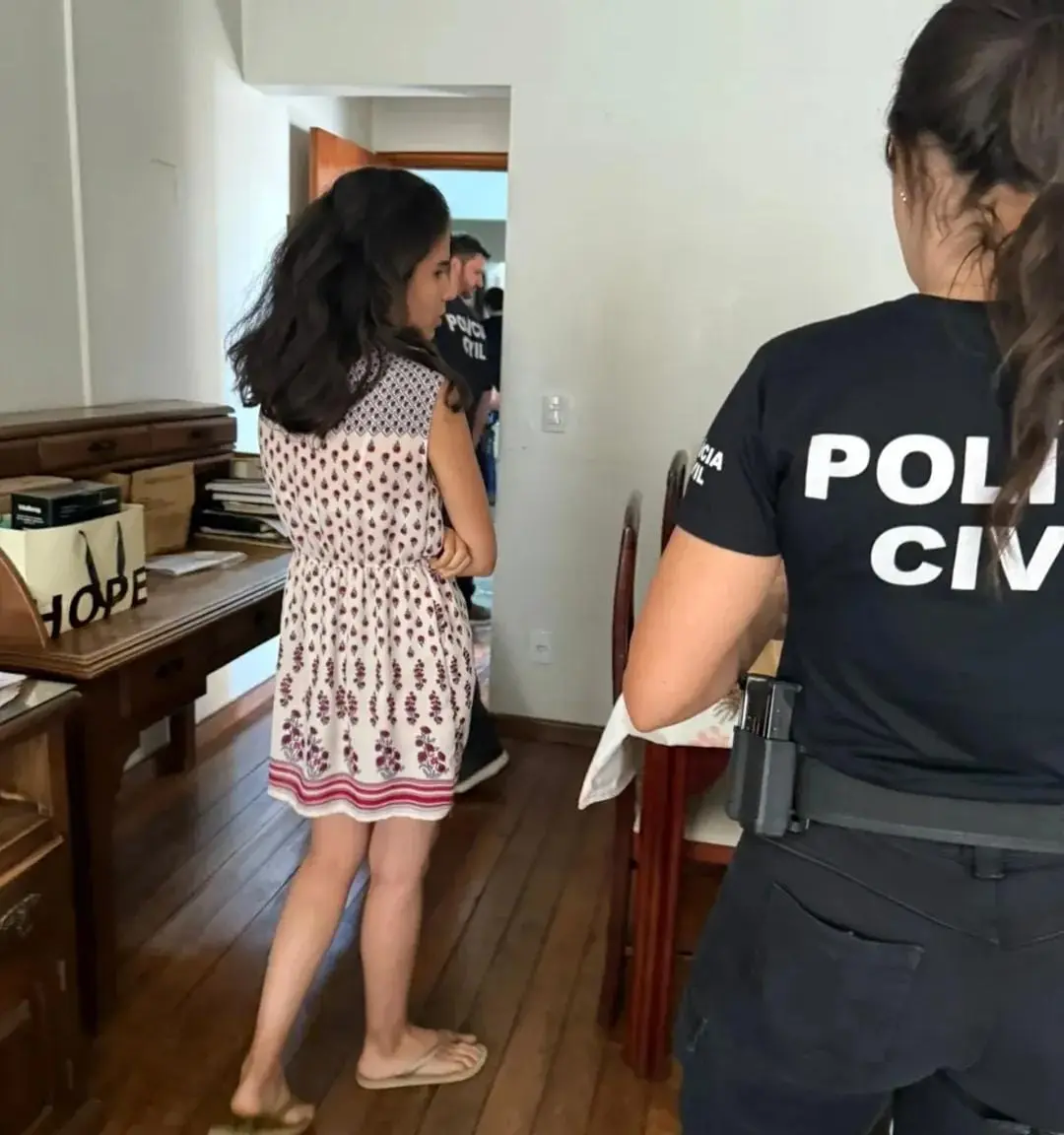 da9358db-c1d2-4b5a-970c-77406c5dc655