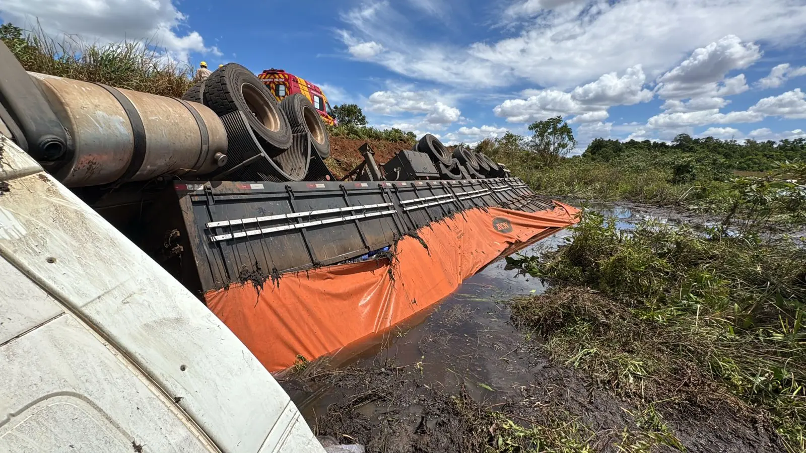 WhatsApp Image 2025-11-08 at 17.57.17