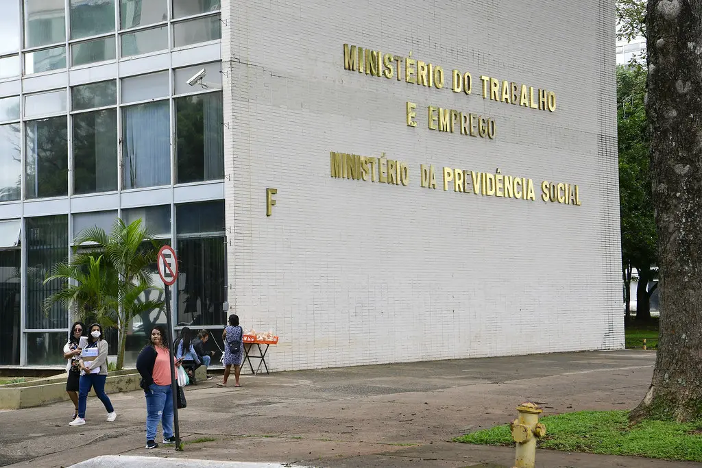 fachada-Ministerio-do-Trabalh-Agencia-Senado-divulgacao