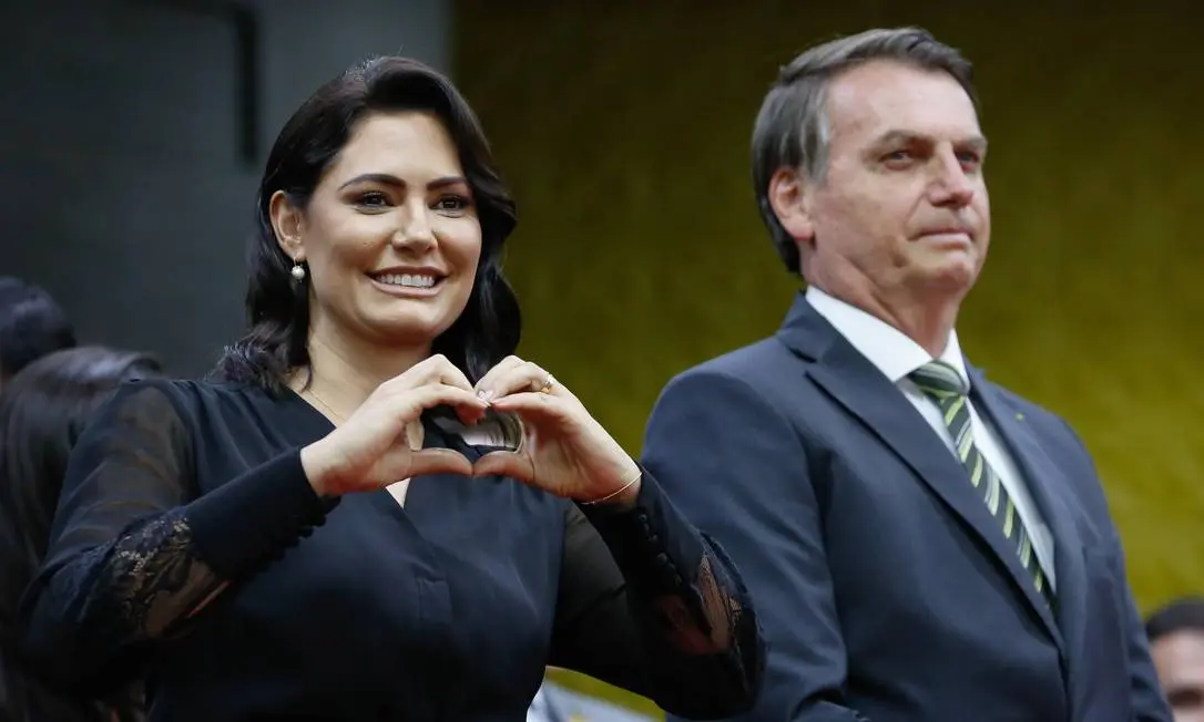michelle-e-bolsonaro-carolina-antunes-pr