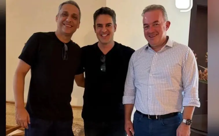 Gustavo Gayer ok77e Ismael Alexandrino e Samuel Almeida ok1