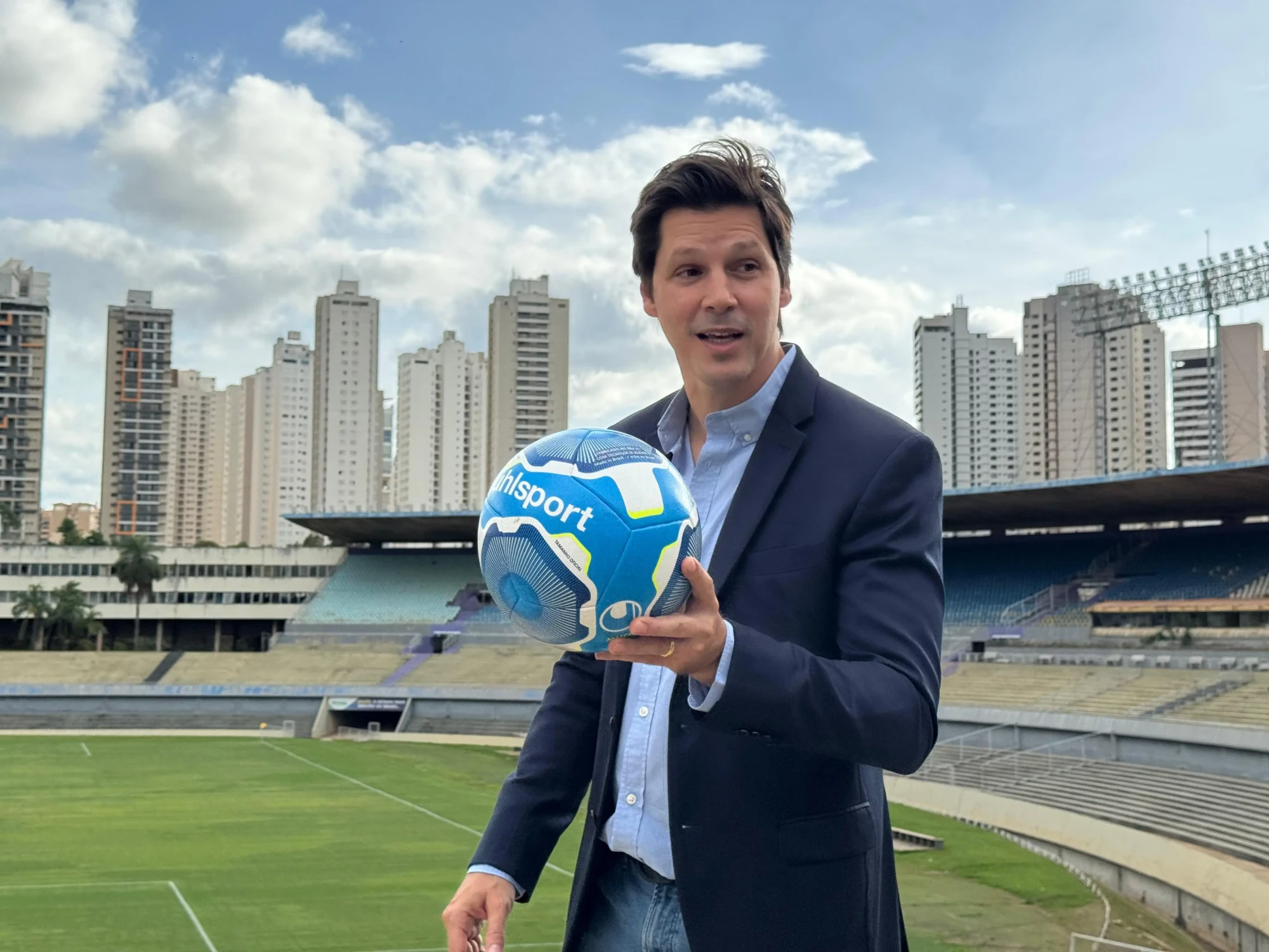 b2f4449b-dd35-434e-8030-54b99dc3d138