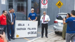 5aab1990-ff35-42c7-a996-3fc8a661d722