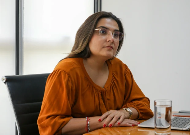 SABRINA GARCEZ-5