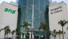 883871e5a2f5a5f047cb7fa2413c8b01_XL