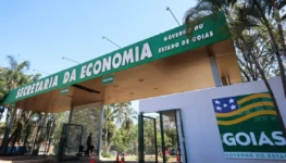 FotoDenisMarlon_Fachada_Economia-2-1-1215x666