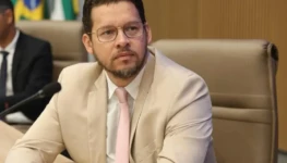 5d6db76517d88683ddef2e82ef81d4ee