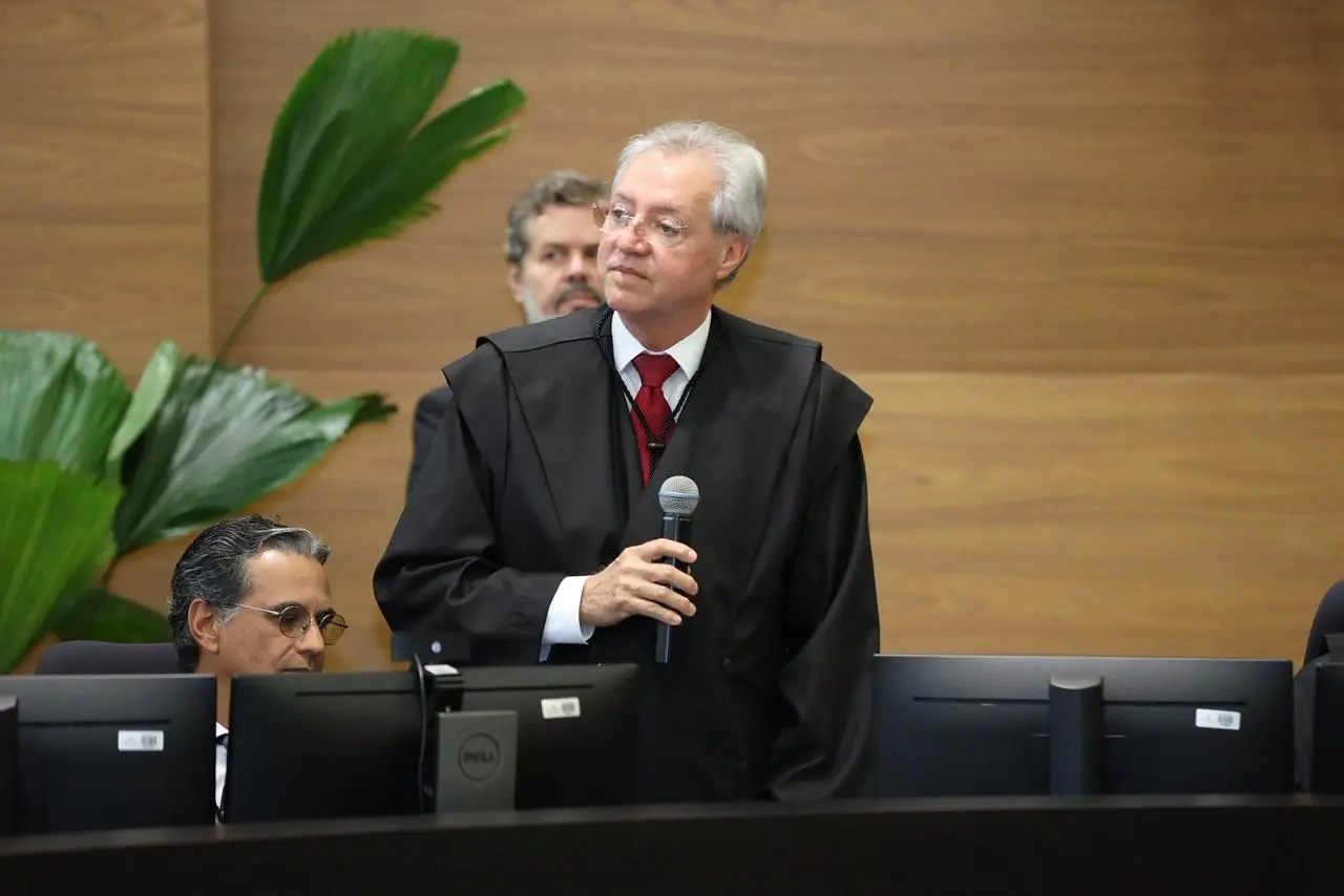 whatsapp-image-2025-12-12-at-18-14-37