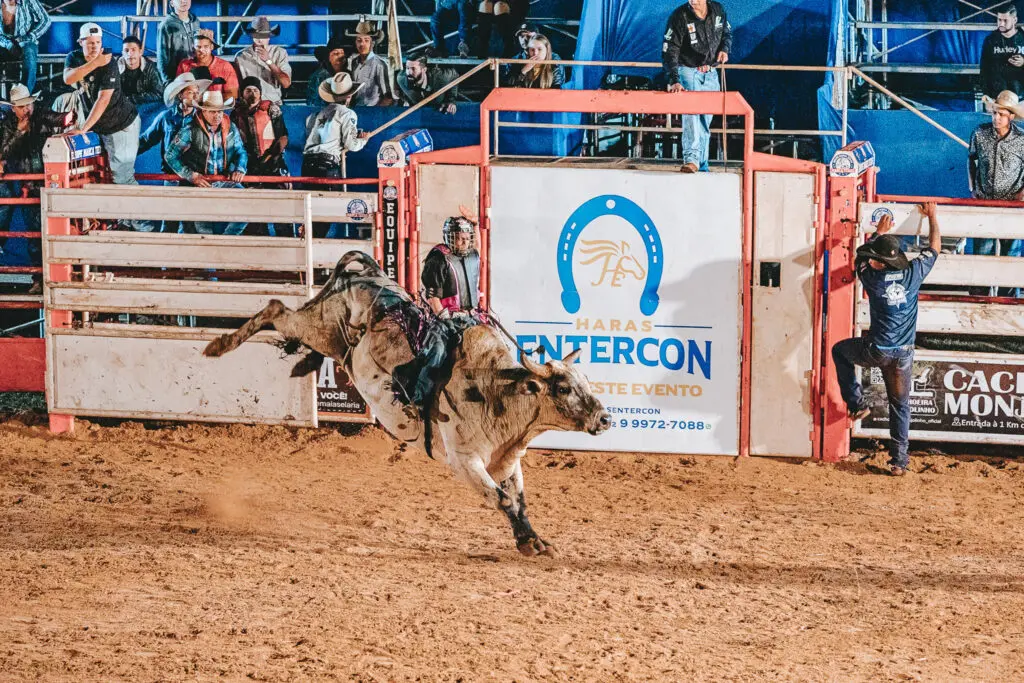 07-07-Rodeio-Corumba-41-1024x683