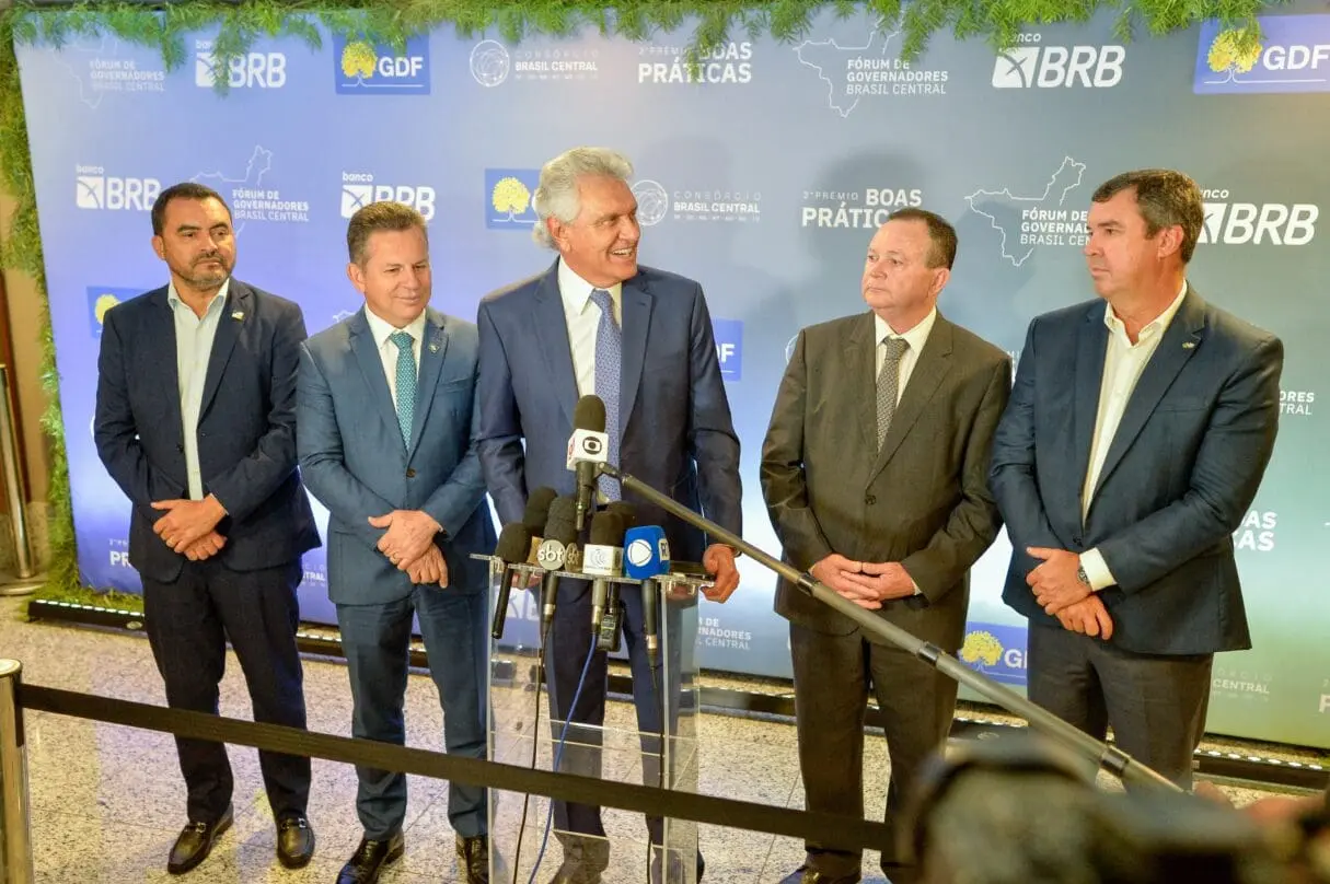 Caiado-presidente-do-Consorcio-Brasil-Central-1215x808