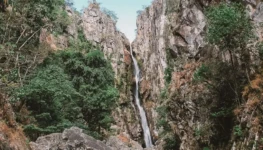 cavalcante-cahoeira-veredas-chapada-dos-veadeiros-1024x685
