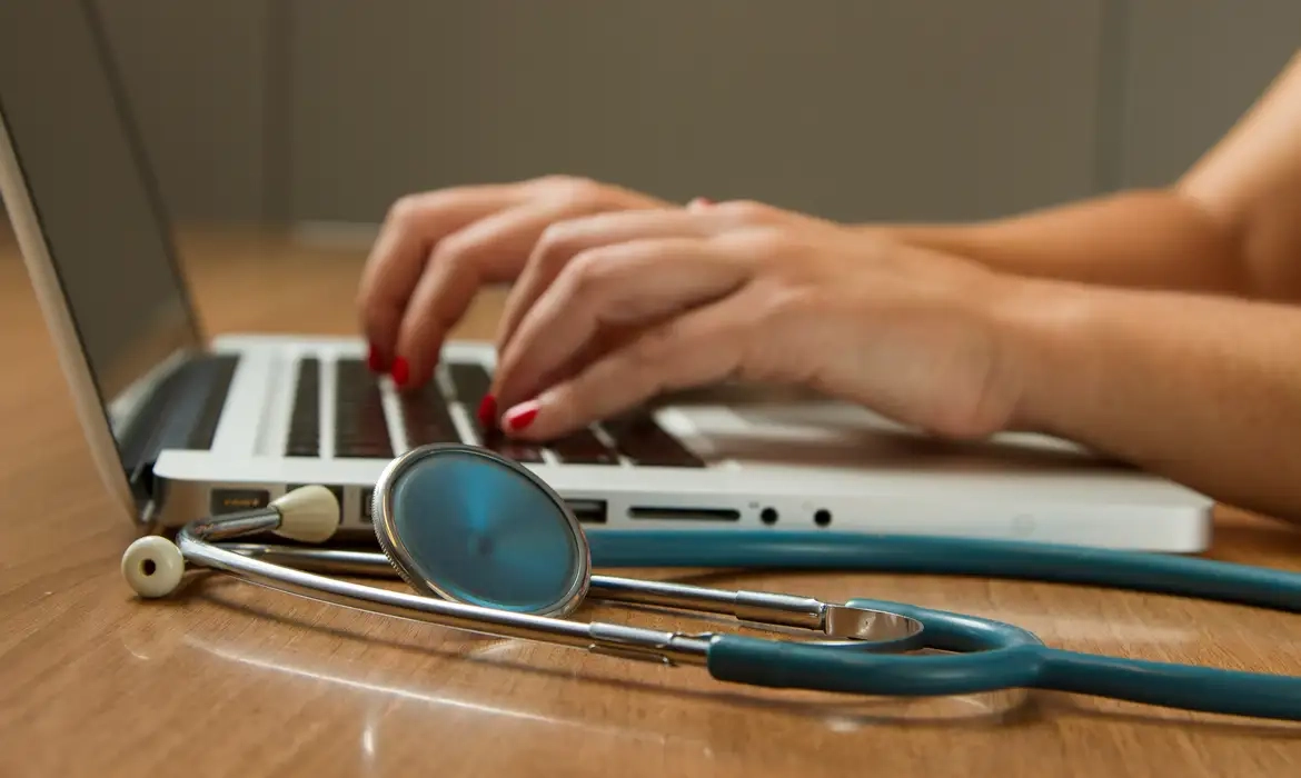 national-cancer-institute-nfvdkihxylu-unsplash