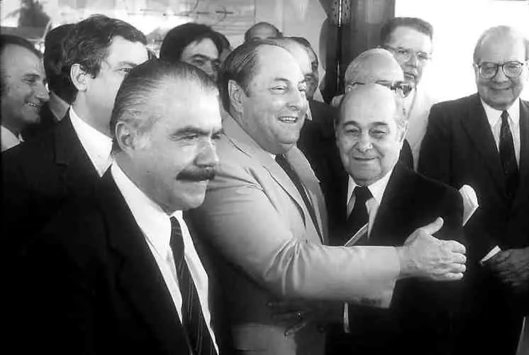 Aureliano Chaves e Sarney e Tancredo 222